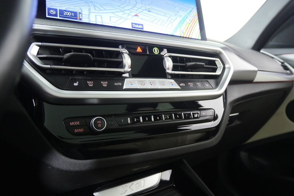 Thumbnail: 2024 BMW X3 - 27