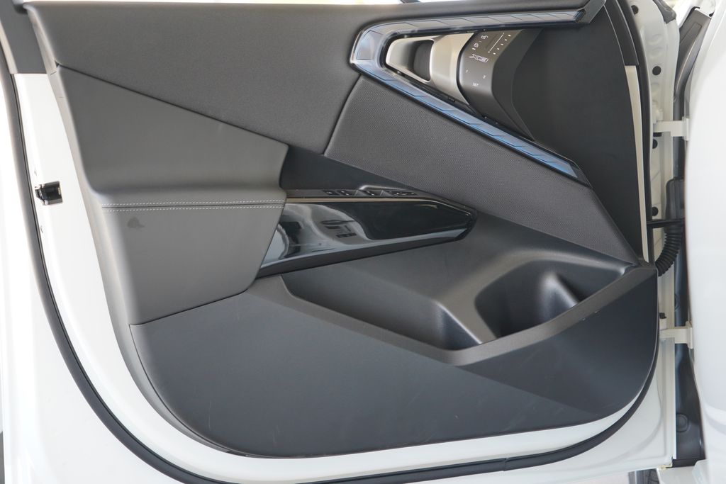 Thumbnail: 2026 BMW X3 - 12