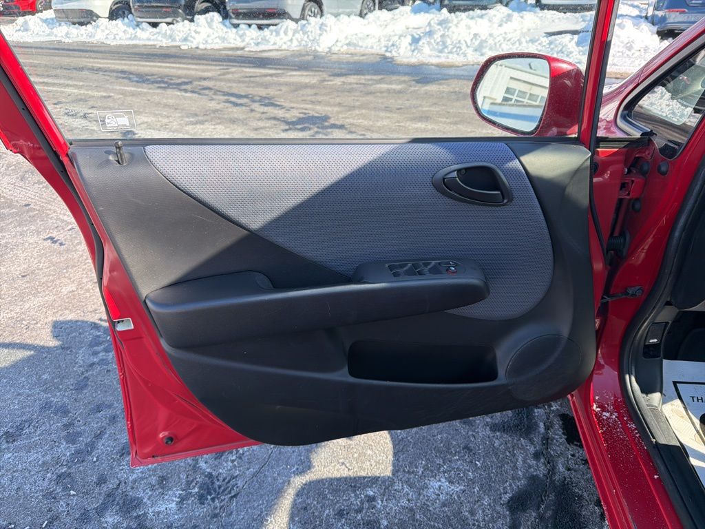 Thumbnail: 2008 Honda Fit - 18