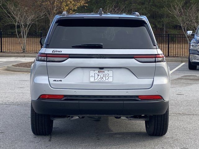 New 2025 Silver Jeep Limited image 5