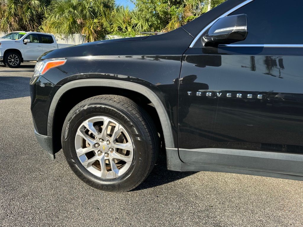 2019 Chevrolet Traverse LT 10