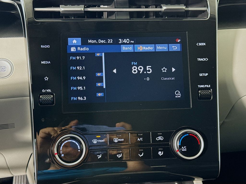 Thumbnail: 2022 Hyundai Tucson - 14