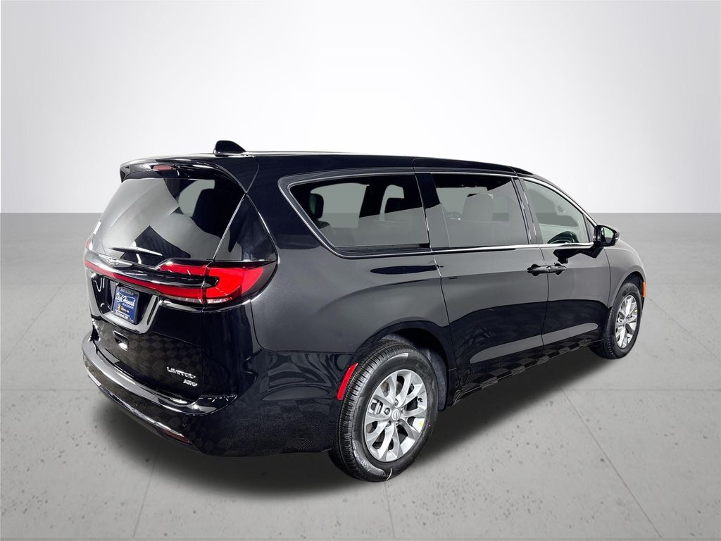 2026 Chrysler Pacifica Limited