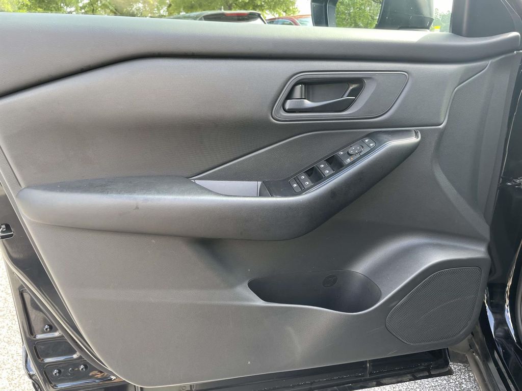2025 Super Black Nissan Rogue S FWD SUV