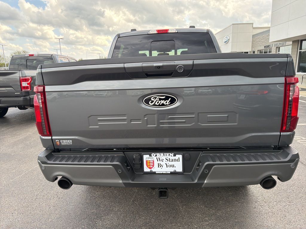 View vehicle photo 4