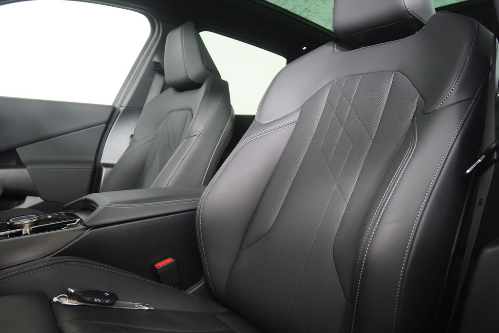 Thumbnail: 2025 BMW X3 - 11