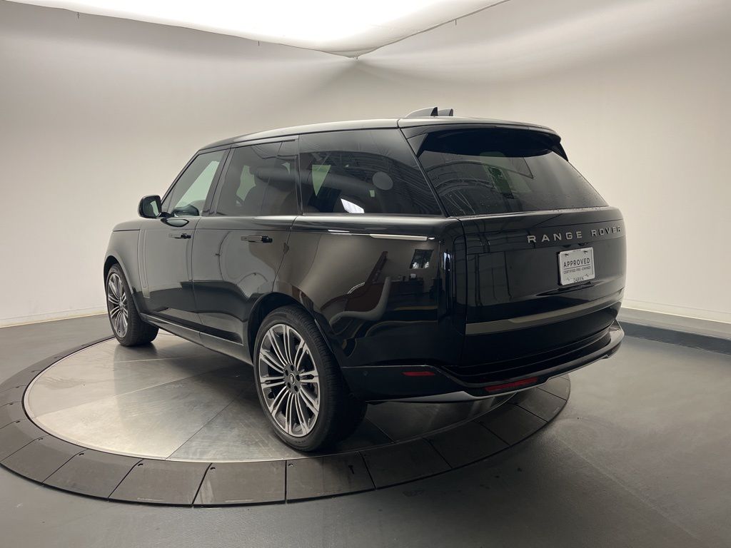 Thumbnail: 2025 Land Rover Range Rover - 3