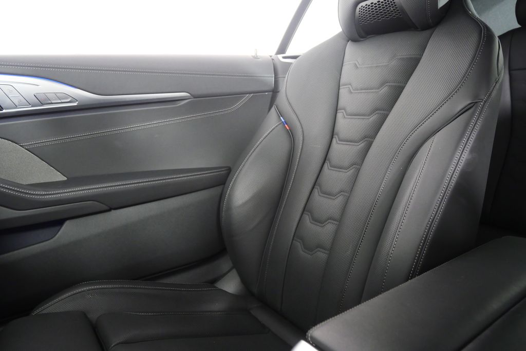 Thumbnail: 2023 BMW 8 Series - 28