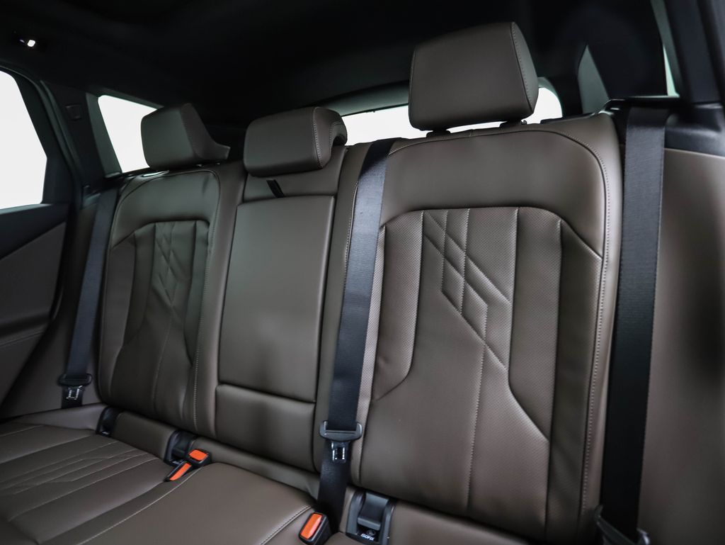 Thumbnail: 2026 BMW X3 - 23