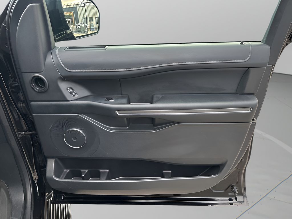 Used Car 2024 Ford Expedition Max  Xlt For Sale Under $50,000 In Austin, Texas