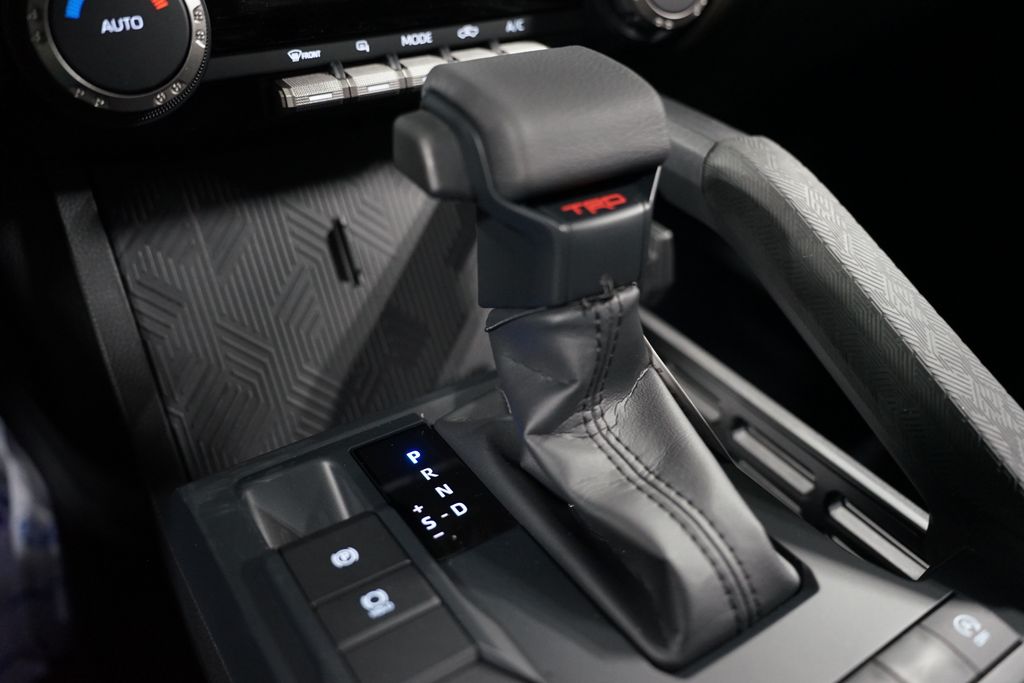 2025 Toyota Tacoma TRD Sport 23