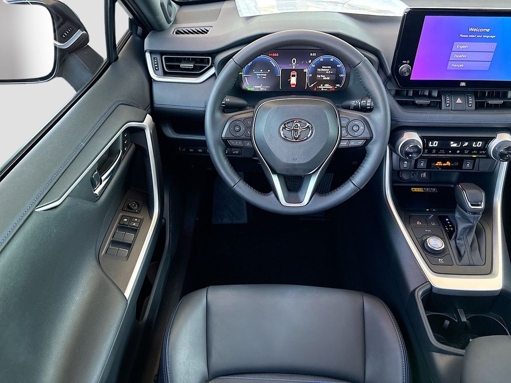 Thumbnail: 2025 Toyota RAV4 - 10