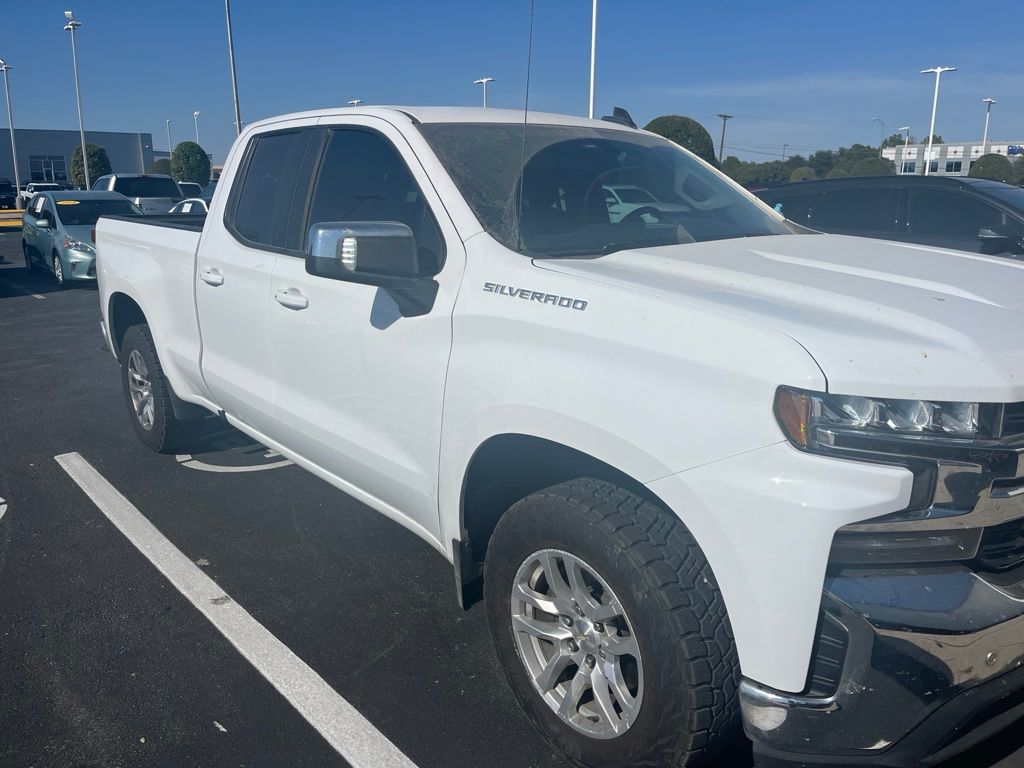 Thumbnail: 2019 Chevrolet Silverado 1500 - 3