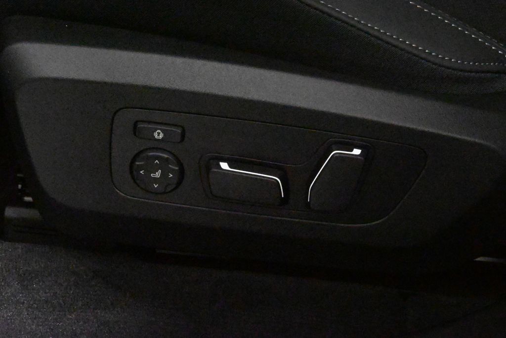 Thumbnail: 2026 BMW X3 - 27