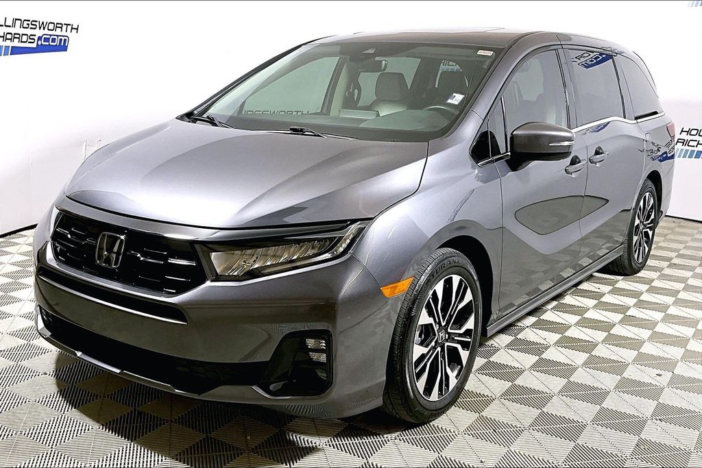 Silver 2025 Honda Odyssey Minivan Front-Wheel Drive Automatic