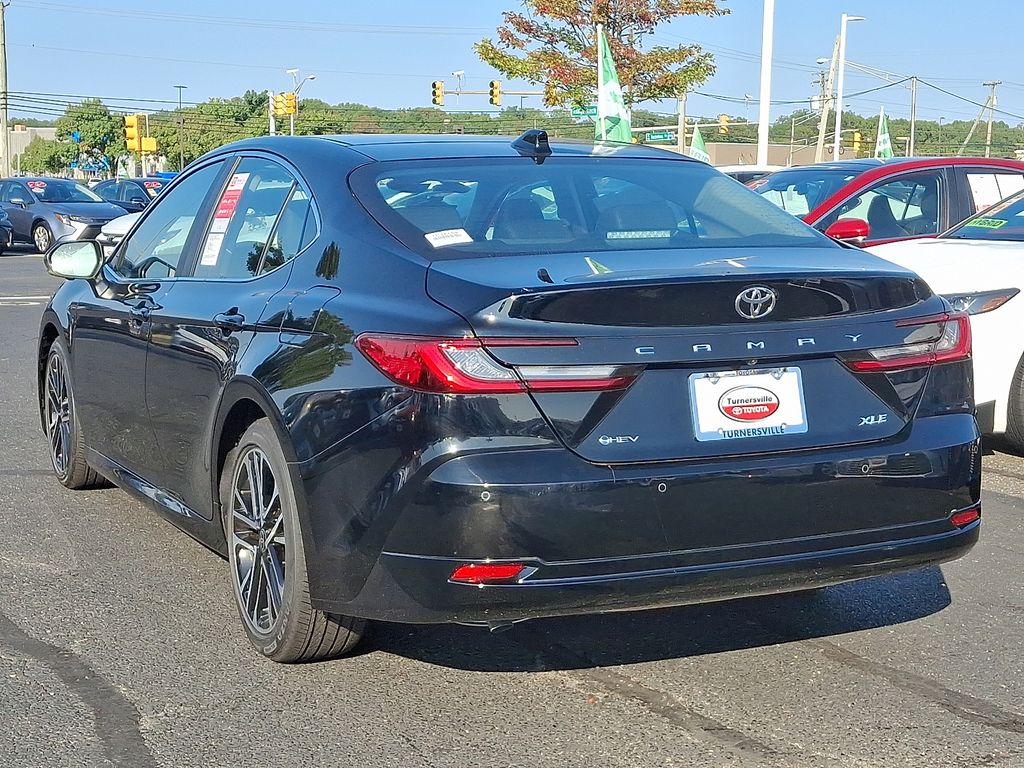 Thumbnail: 2025 Toyota Camry - 4