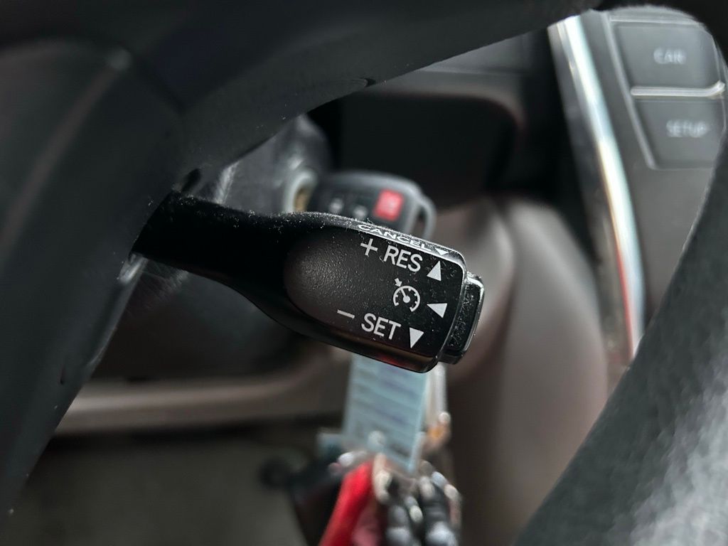 Thumbnail: 2017 Toyota Camry - 22