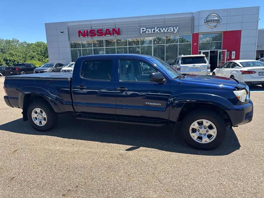 Nautical Blue Metallic 2013 Toyota Tacoma Pickup Truck Four-Wheel Drive 5-Speed Automatic Overdrive