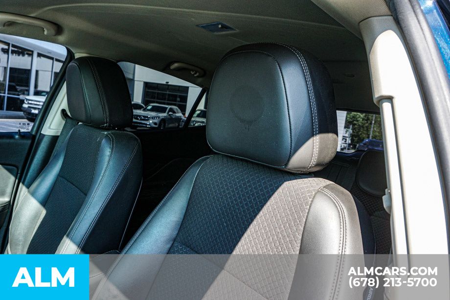 Used 2021 Blue Buick Preferred image 17