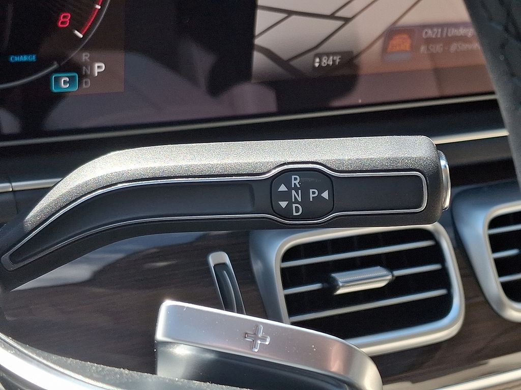 Thumbnail: 2026 Mercedes-Benz GLE - 10