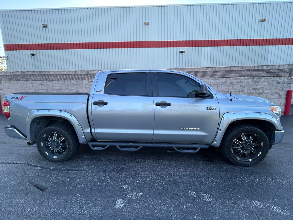 Thumbnail: 2016 Toyota Tundra - 6