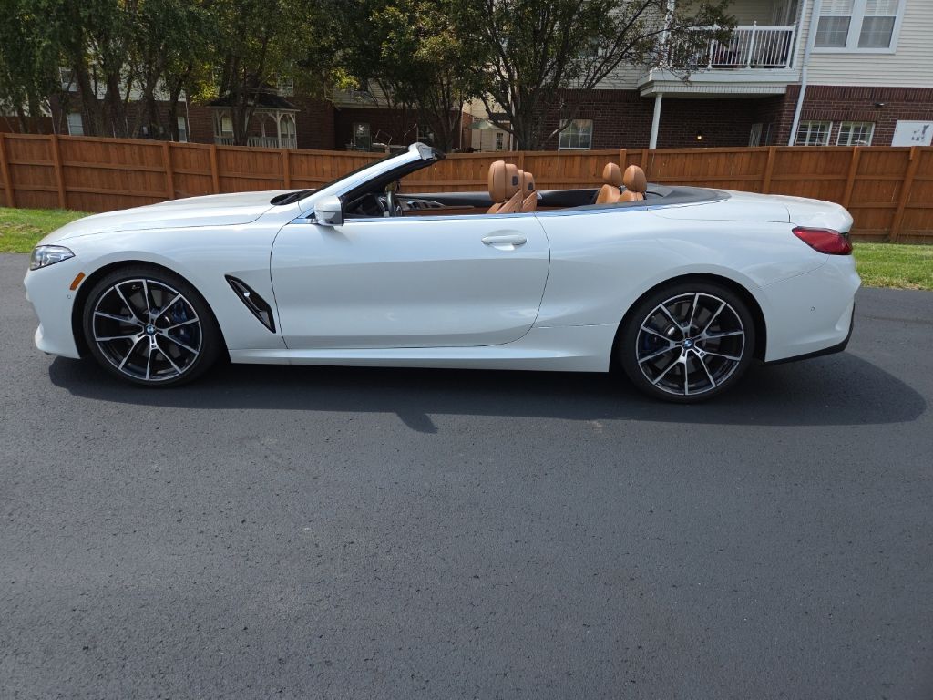 Used 2021 White BMW M850i xDrive image 9