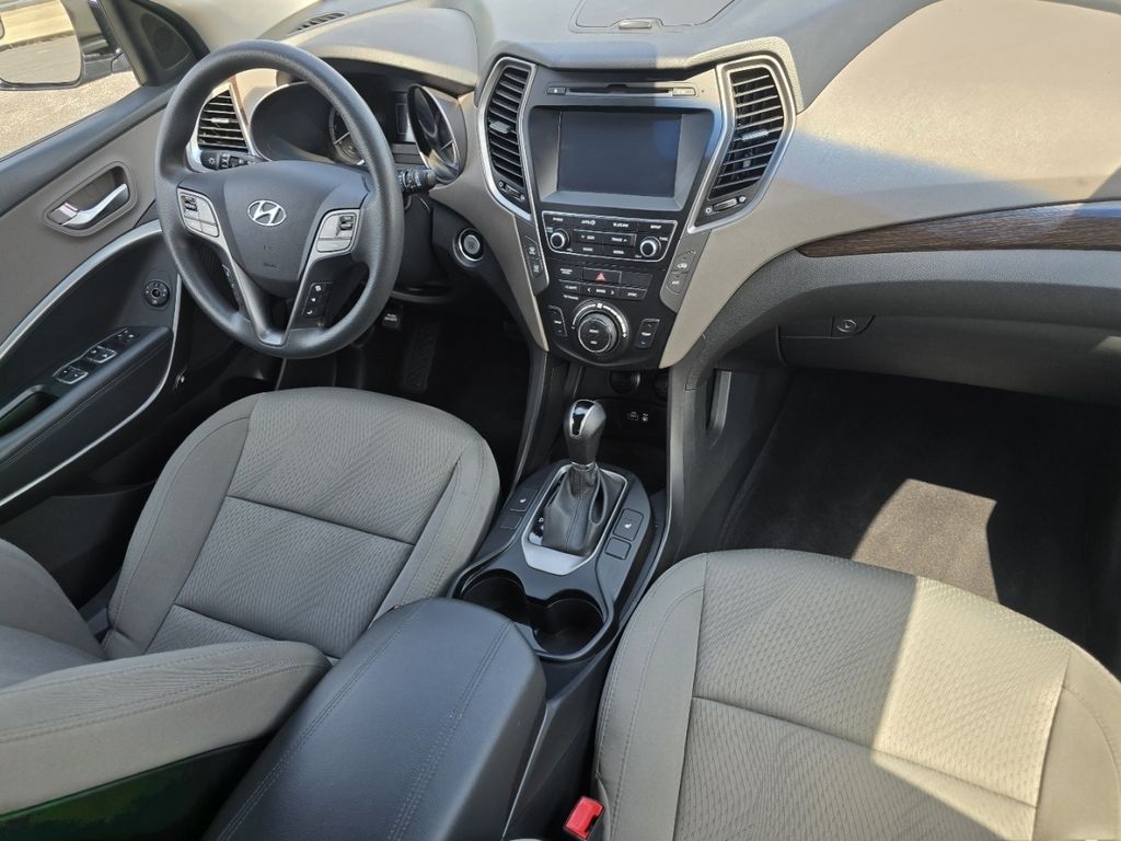 Used 2018 Silver Hyundai  image 22
