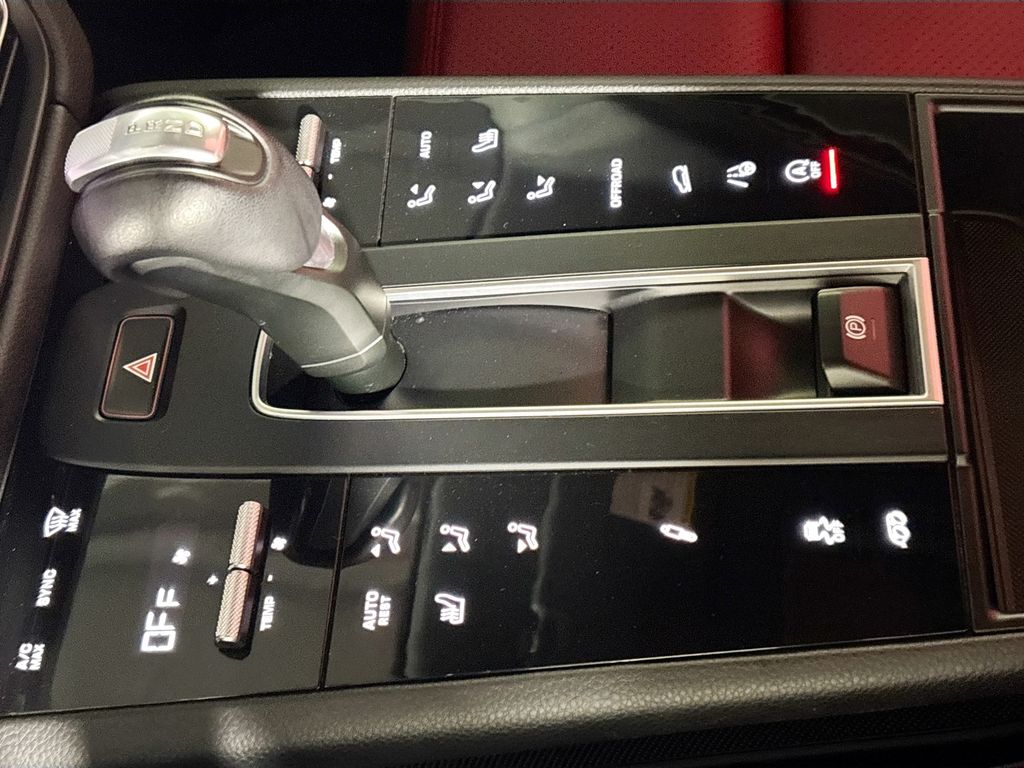 2023 Porsche Macan S