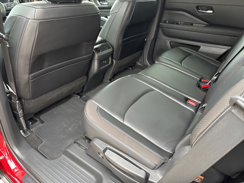 Used Car 2024 Nissan Pathfinder  Sl For Sale Under $35,000 In Austin, Texas