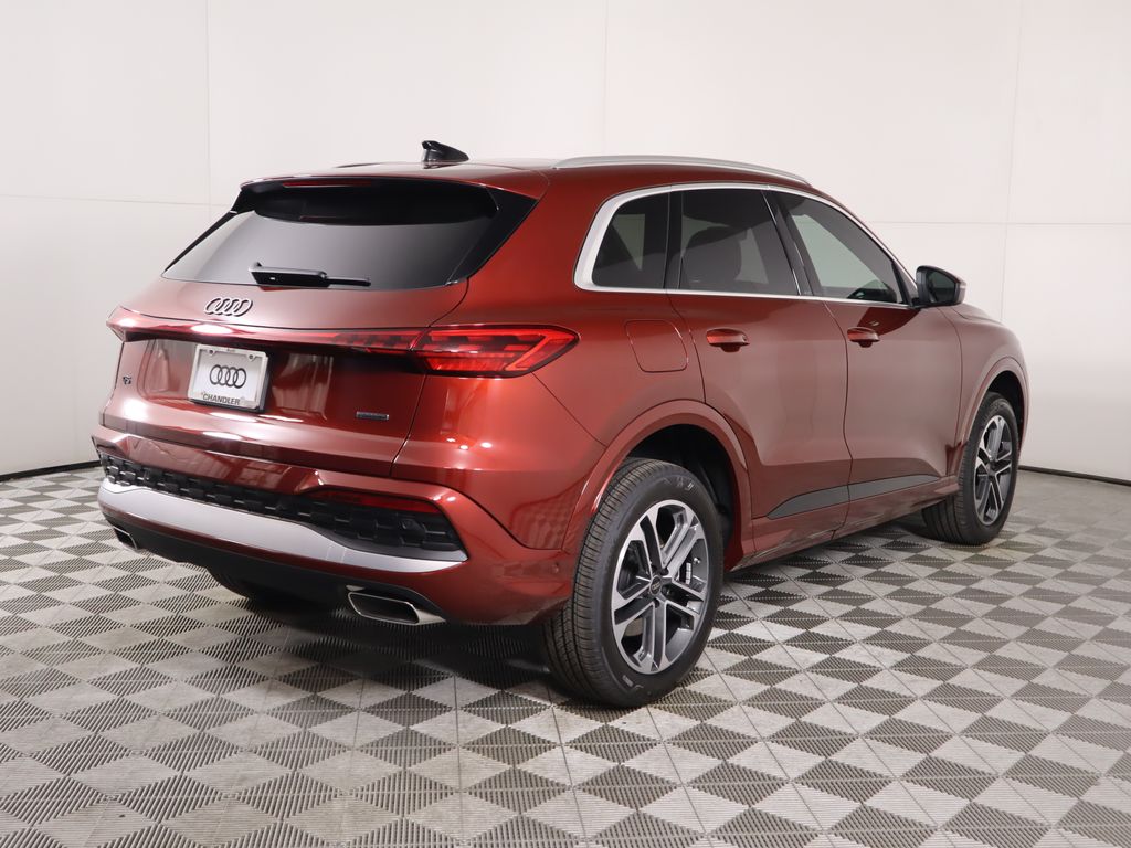 Thumbnail: 2025 Audi Q5 - 6
