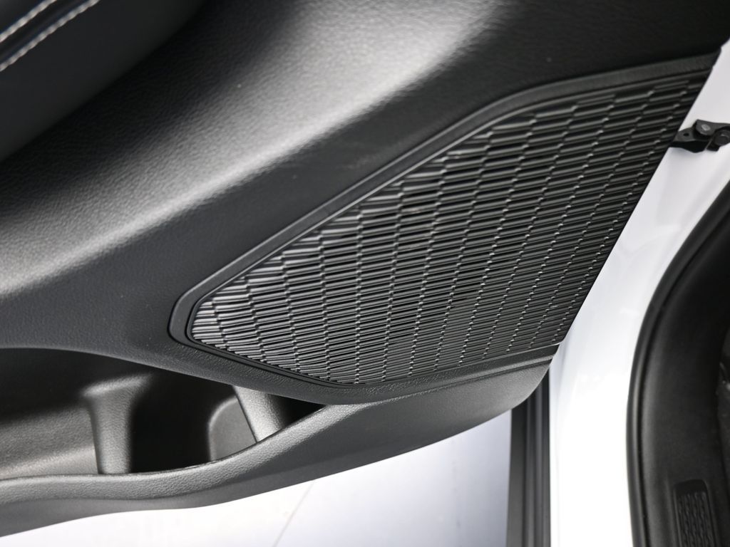 New 2026 Bright White Clearcoat Jeep Laredo image 15