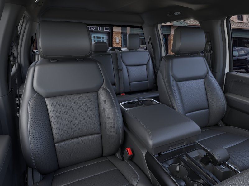 New 2026 Oxford White Ford Lariat image 10