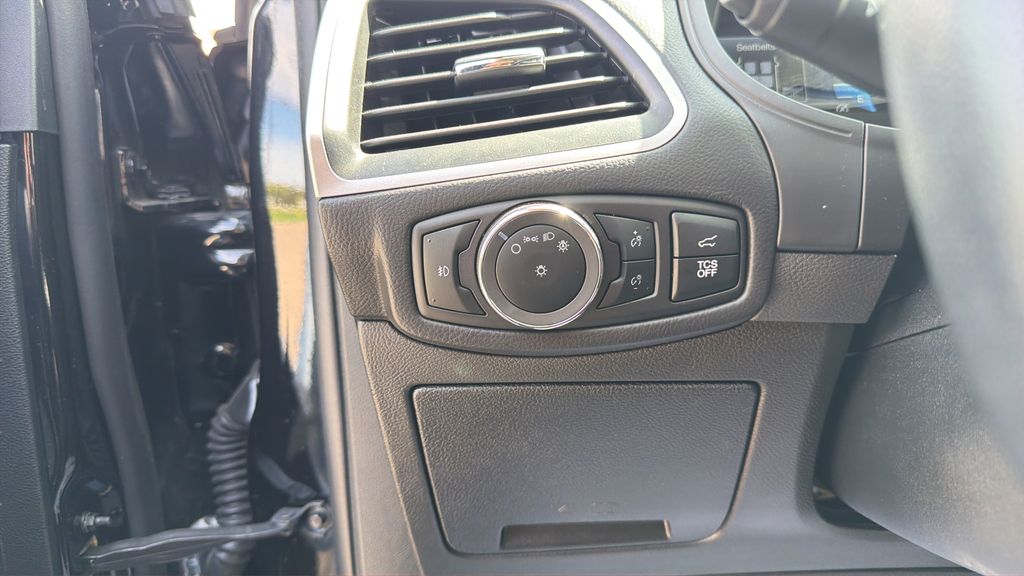 2024 Ford Edge