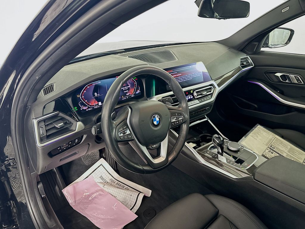 2020 BMW 3 Series 330i xDrive 9