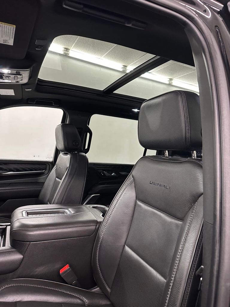 used 2022 GMC Yukon XL car, priced at $57,985