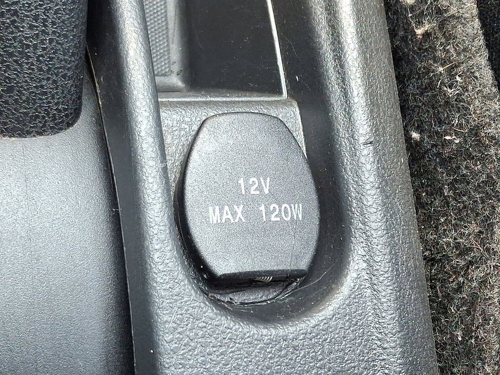 2016 Nissan Versa Note SV 22