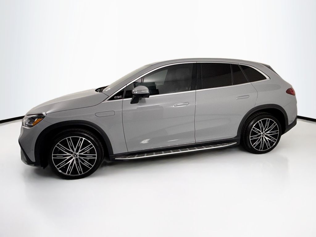 Thumbnail: 2023 Mercedes-Benz EQE - 8
