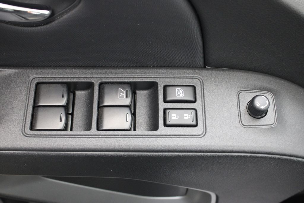 used 2024 Nissan Frontier car