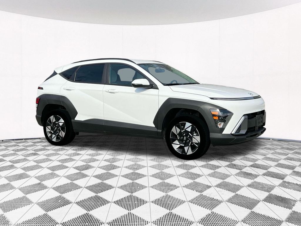 2024 Hyundai Kona SEL 10