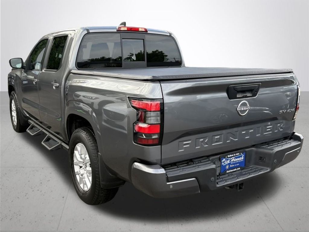 2022 Nissan Frontier SV