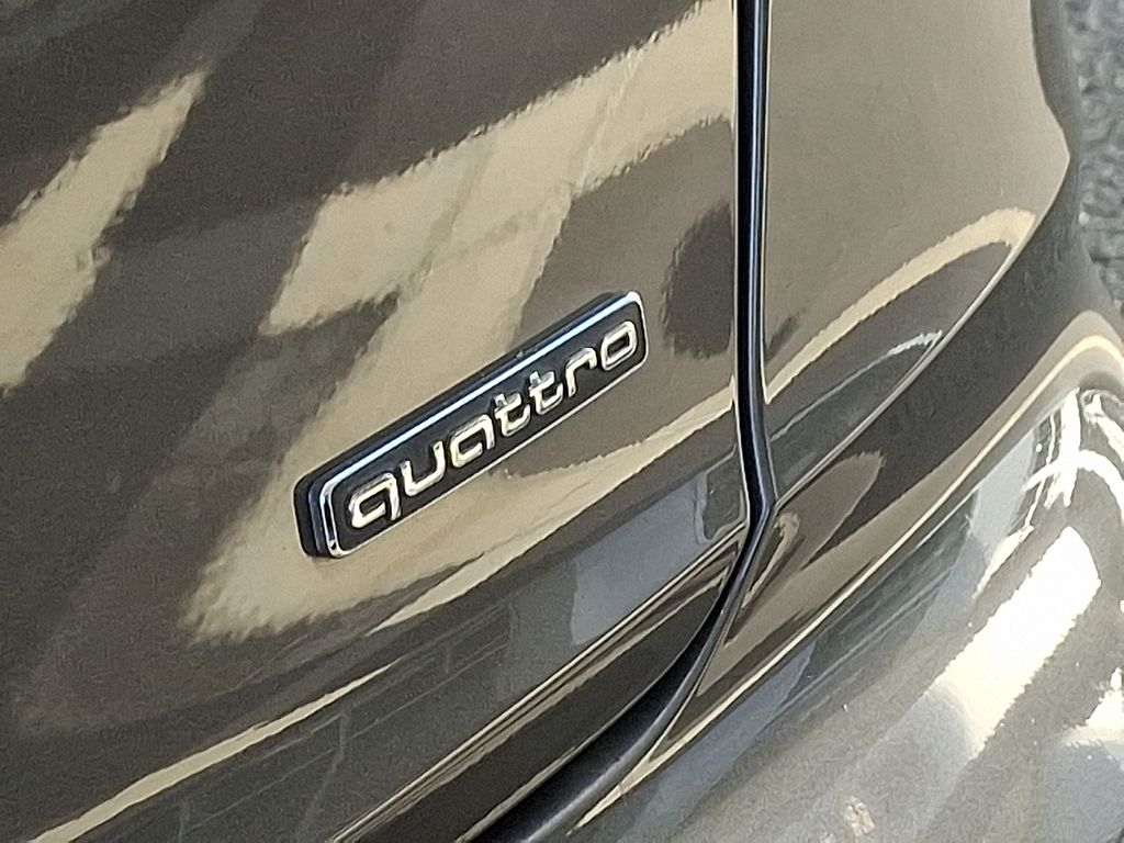 Thumbnail: 2021 Audi A8 - 29