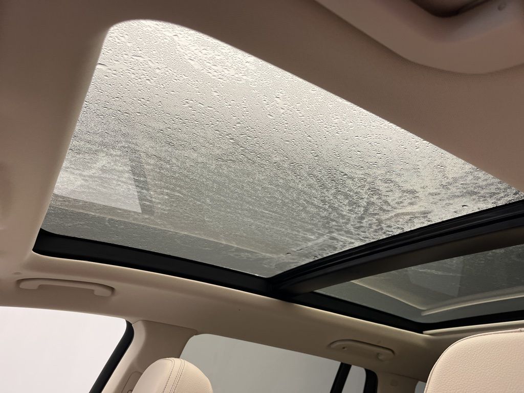 Thumbnail: 2026 Mercedes-Benz GLS - 22