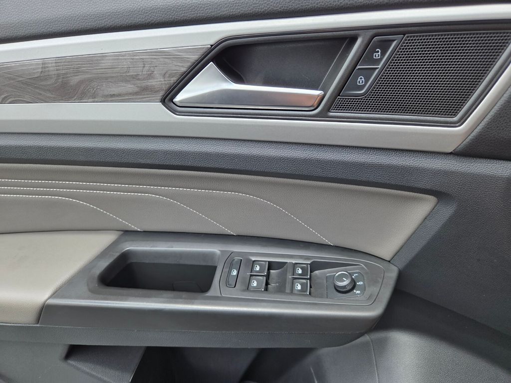 Used 2023 Volkswagen Atlas Cross Sport SUV