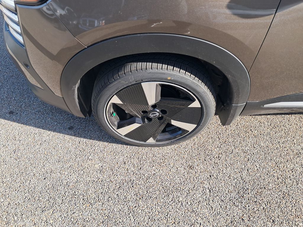 2026 Nissan Kicks SR Brown at South Hills Kia
