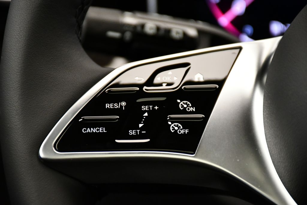 Thumbnail: 2026 Mercedes-Benz GLC - 24