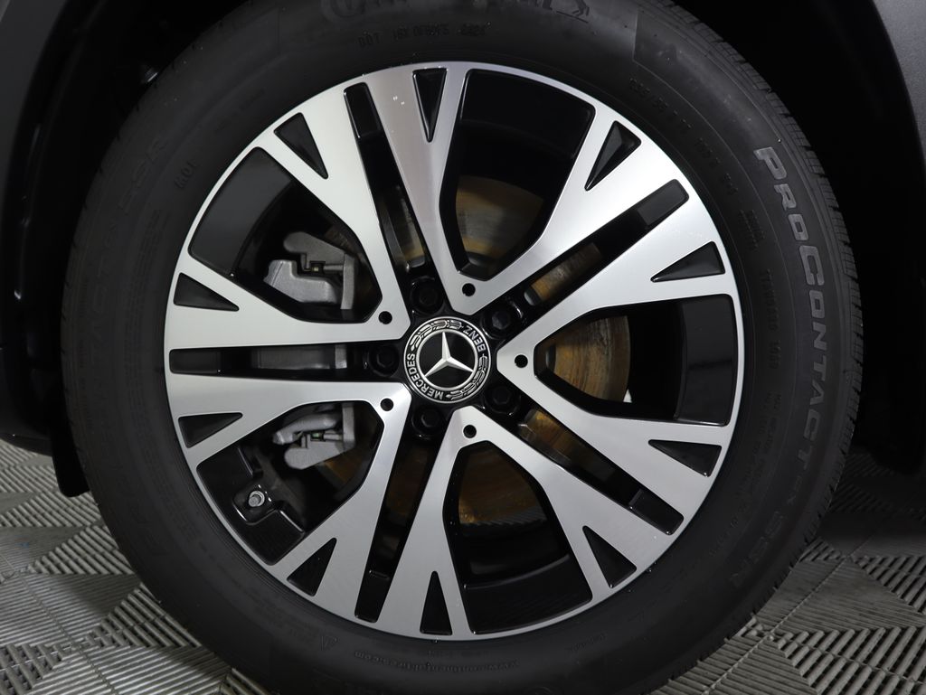 Thumbnail: 2025 Mercedes-Benz GLB - 31