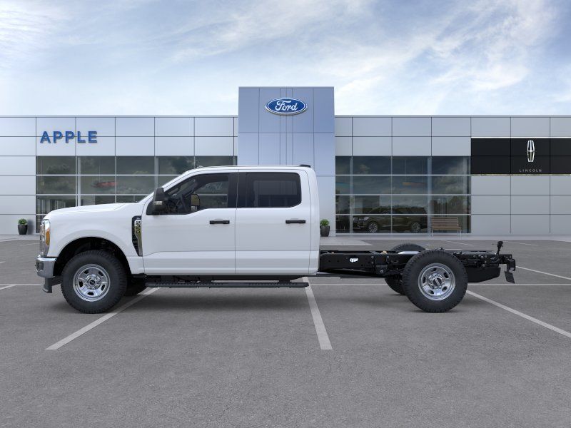 2026 Ford F-350 Chassis XL