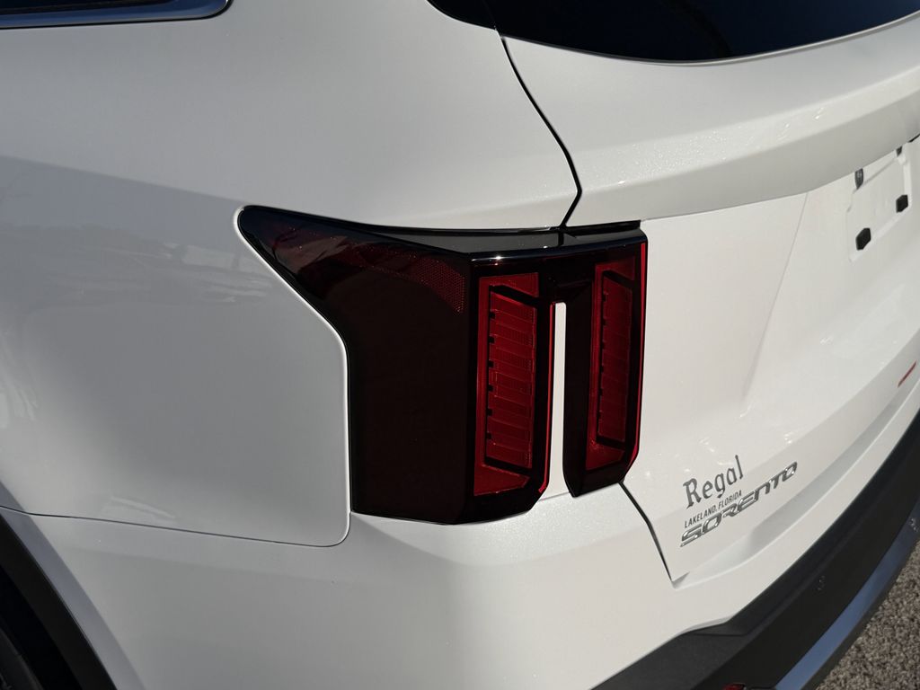 new 2026 Kia Sorento car, priced at $32,231