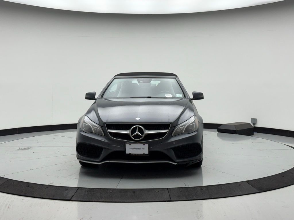 Thumbnail: 2016 Mercedes-Benz E-Class - 10