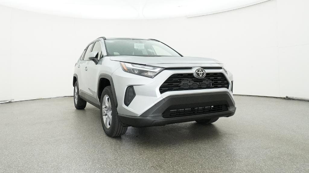 Thumbnail: 2025 Toyota RAV4 - 11